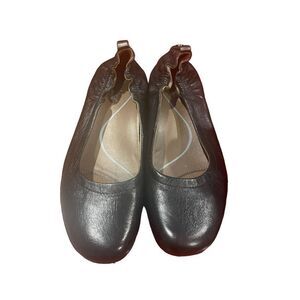 EARTHIES Tolo Elasticized Edge Flats 8.5 B. Black leather